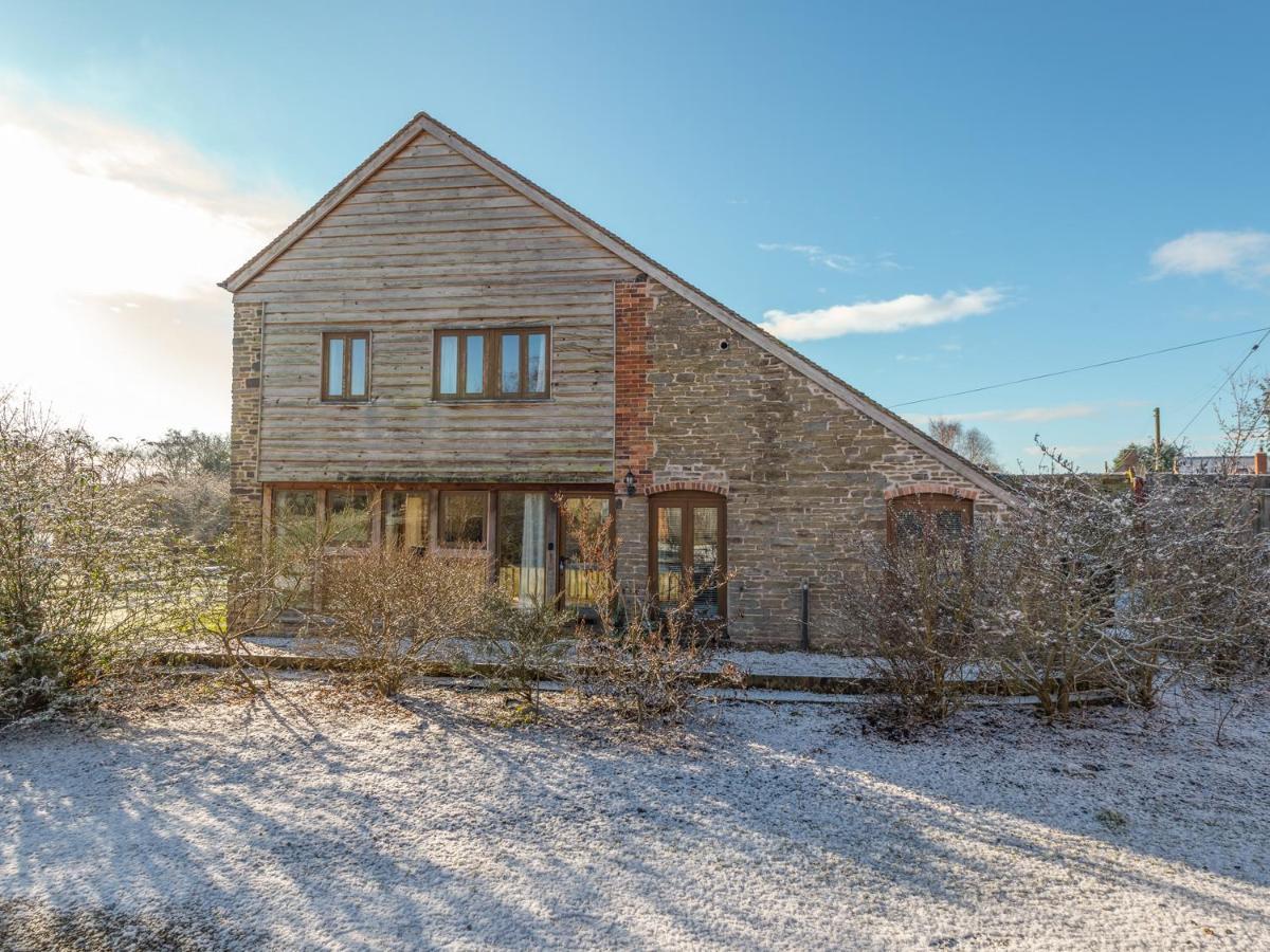 Villa Glebe Barn Caynham Esterno foto