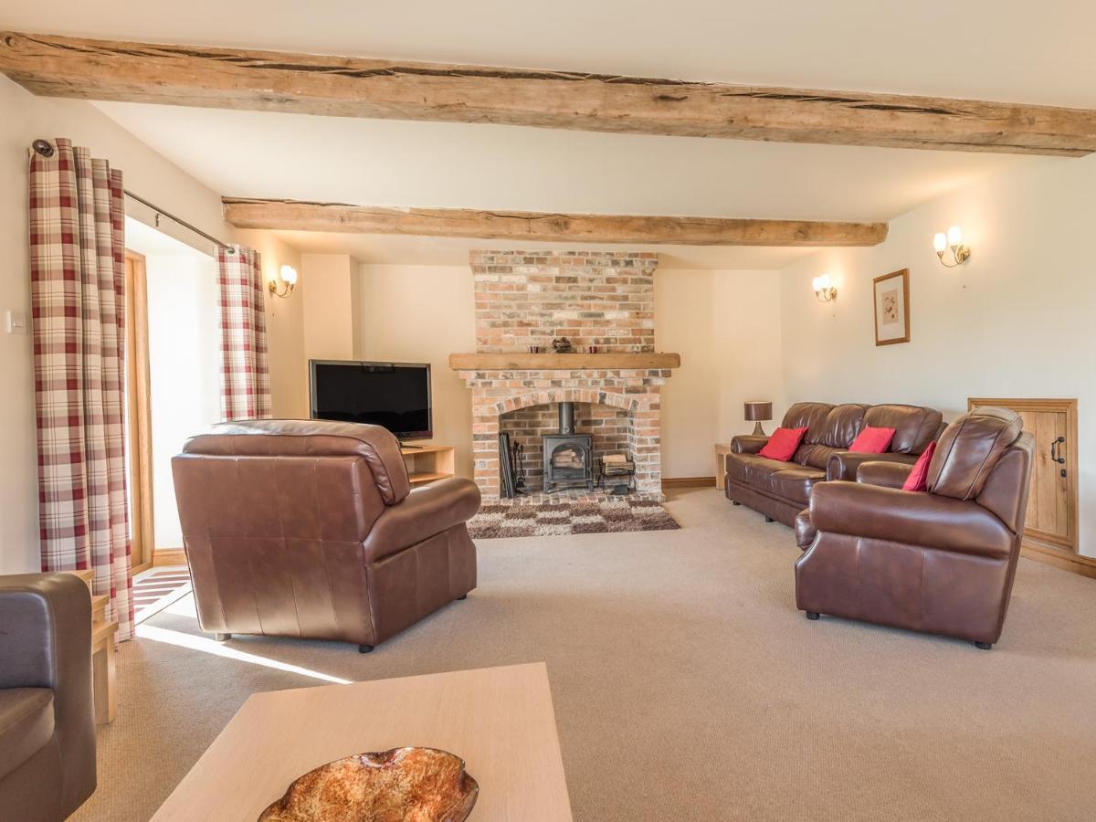 Villa Glebe Barn Caynham Esterno foto