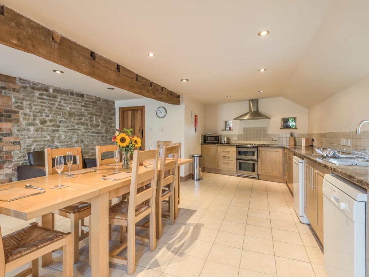 Villa Glebe Barn Caynham Esterno foto